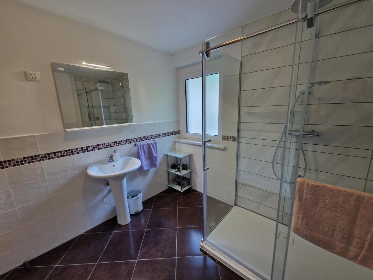 House Utrinek With Free Play Room, Jacuzzy And Garage Podbrdo Εξωτερικό φωτογραφία