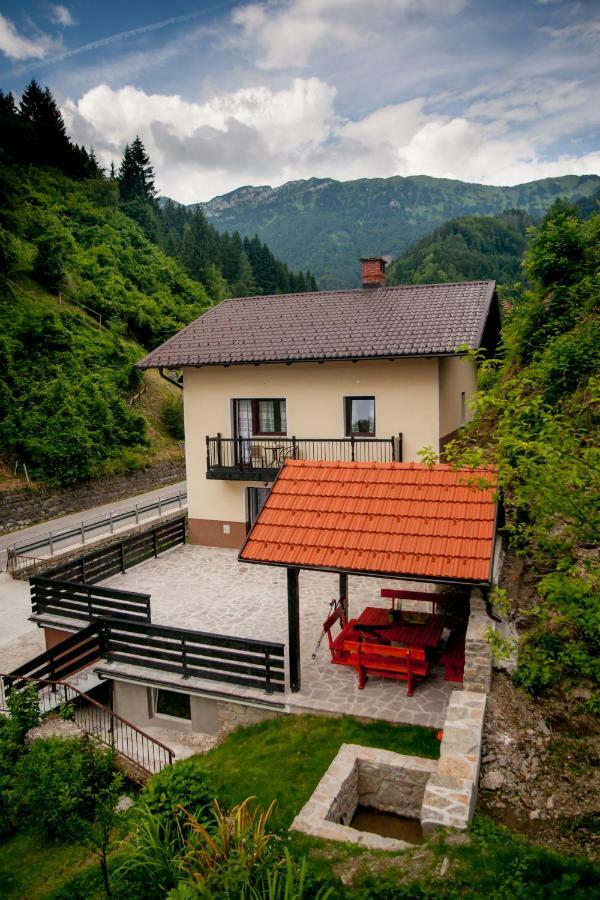 House Utrinek With Free Play Room, Jacuzzy And Garage Podbrdo Εξωτερικό φωτογραφία