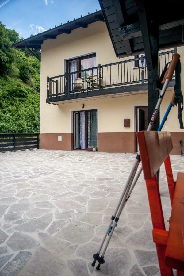 House Utrinek With Free Play Room, Jacuzzy And Garage Podbrdo Εξωτερικό φωτογραφία