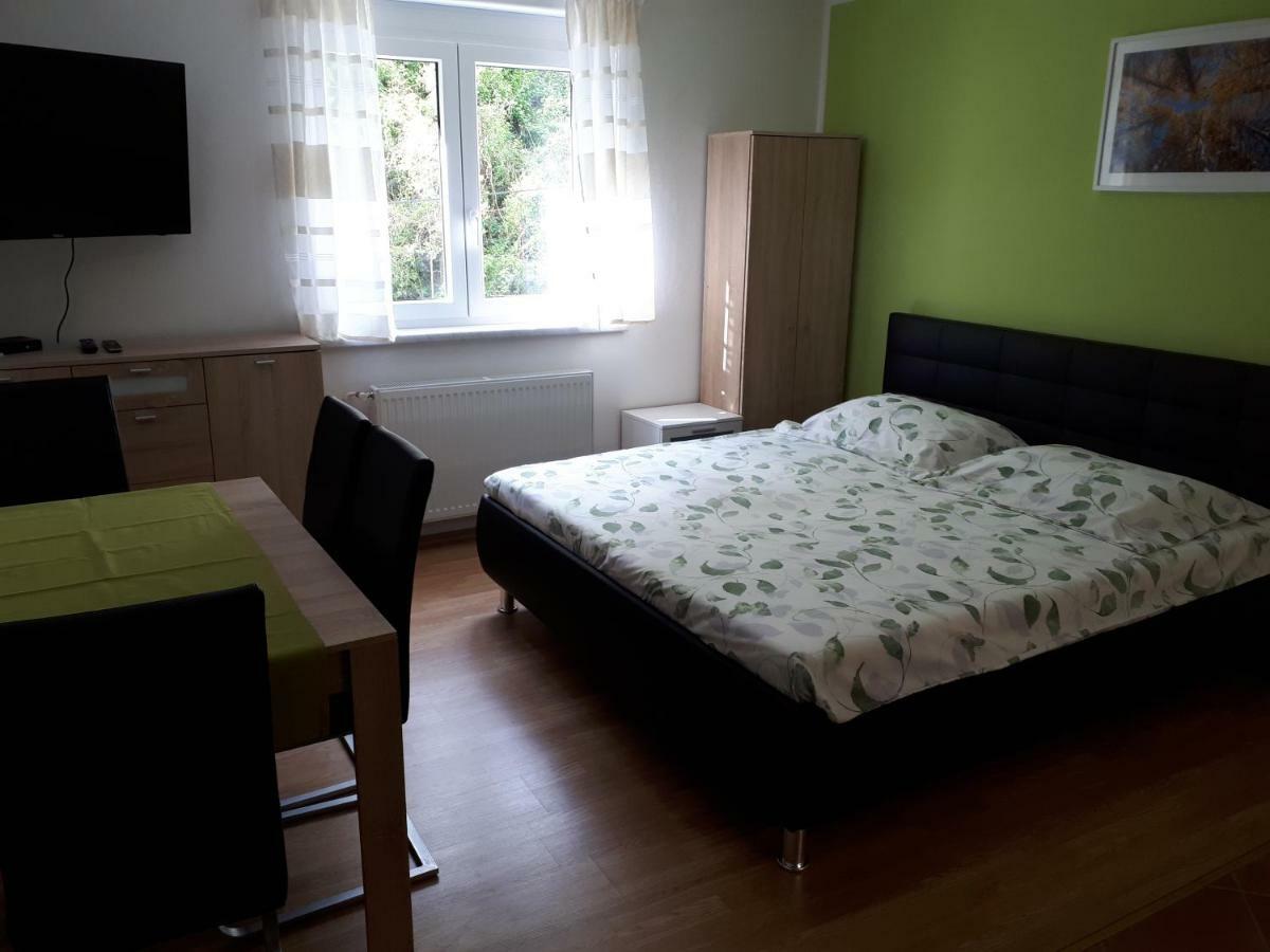 House Utrinek With Free Play Room, Jacuzzy And Garage Podbrdo Εξωτερικό φωτογραφία